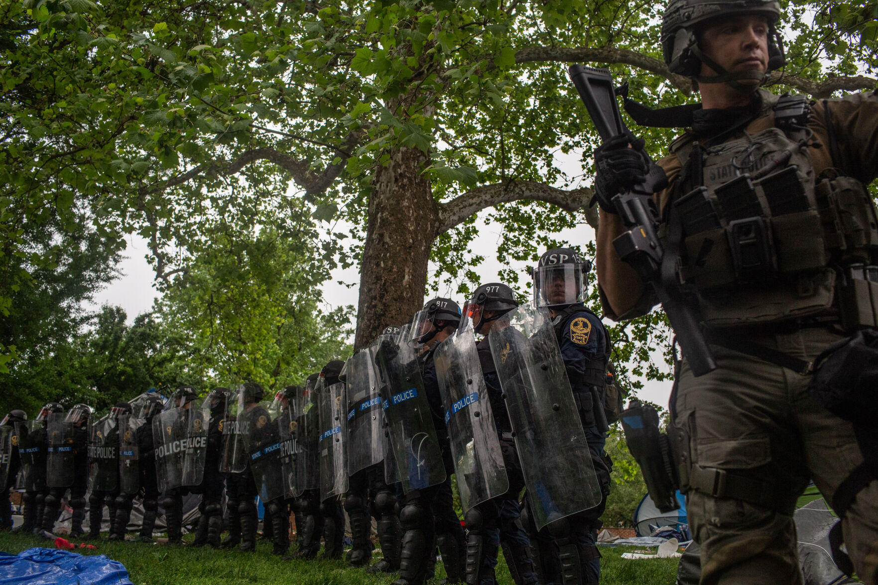 ProtestsAndPoliceUVa'24-10.jpg